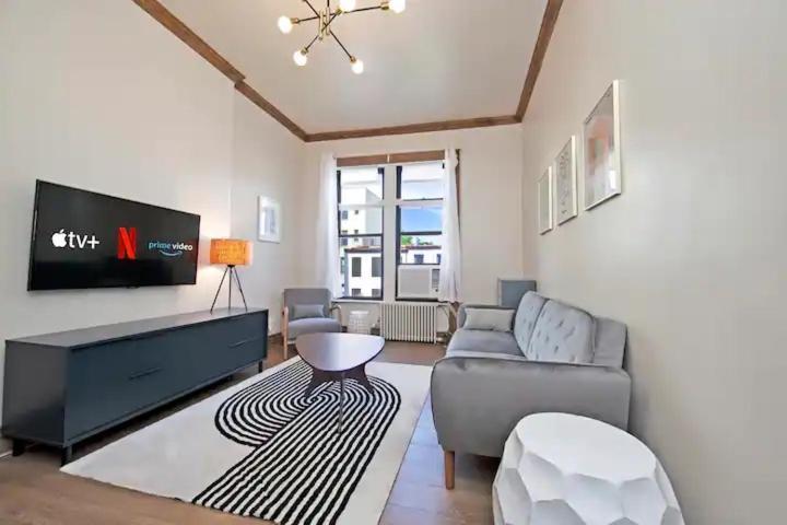 Private Outdoor Paradise Near The Prospect Park Apartamento